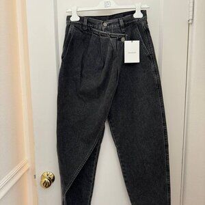 NWT GOLDSIGN Womens Black Oversize Jeans, size 26